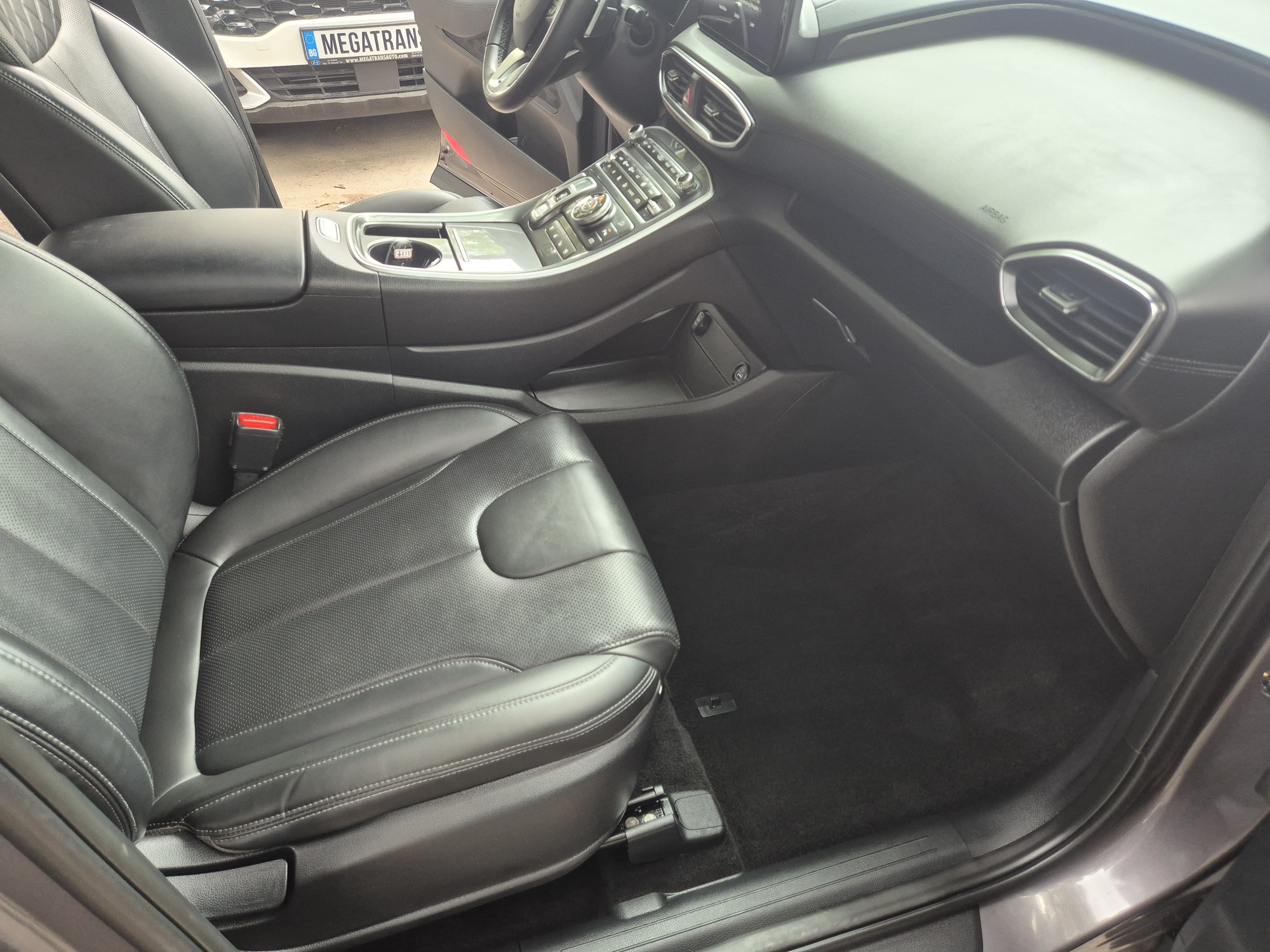 HYUNDAI NEW SANTAFE 2.2 cm3 4x4 Exclusive DIESEL №5060 7 HYUNDAI NEW SANTAFE 2.2 cm3 4×4 Exclusive DIESEL №5060