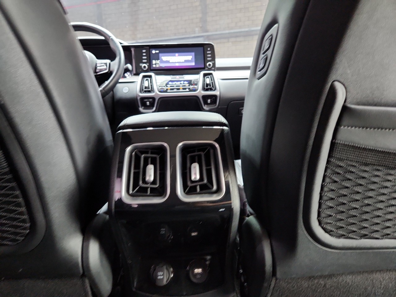 KIA SORENTO (MQ4) 2.2 cm3 4х2 Trendy DIESEL Прогнозна цена 22000€ №2203 14 KIA SORENTO (MQ4) 2.2 cm3 4х2 Trendy DIESEL Прогнозна цена 22000€ №2203