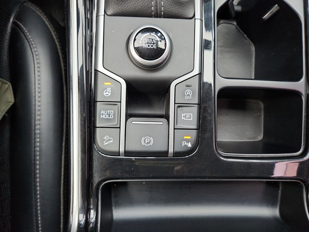 KIA SORENTO (MQ4) 2.2 cm3 4х2 Trendy DIESEL Прогнозна цена 22000€ №2203 15 KIA SORENTO (MQ4) 2.2 cm3 4х2 Trendy DIESEL Прогнозна цена 22000€ №2203