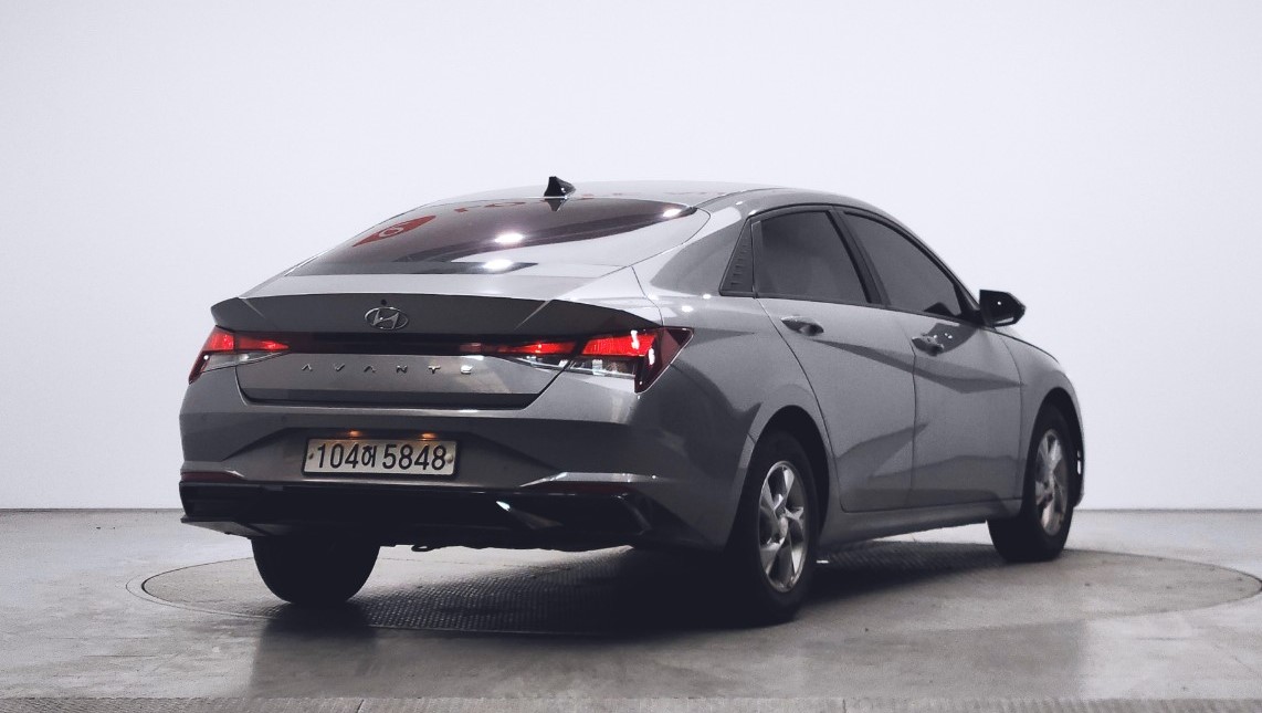 HYUNDAI AVANTE (CN7) 1.6 см3 Smart LPG Прогнозна цена 15000€ №0481 4 HYUNDAI AVANTE (CN7) 1.6 см3 Smart LPG Прогнозна цена 15000€ №0481
