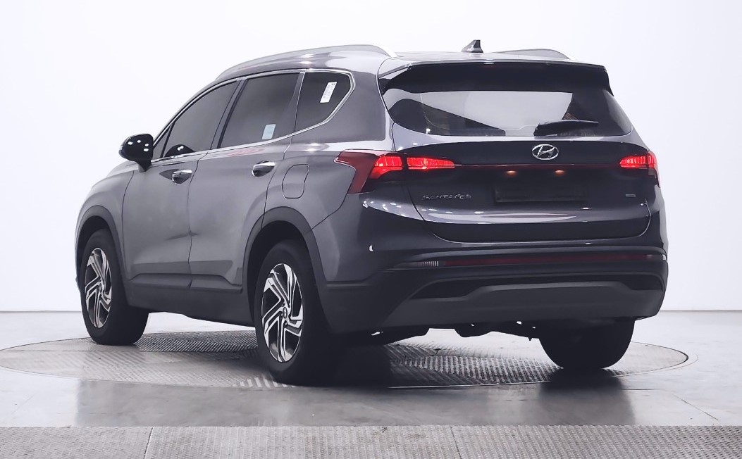 HYUNDAI SANTA FE 2.2 cm3 AWD DIESEL Прогнозна цена 24000€ №8798 3 HYUNDAI SANTA FE 2.2 cm3 AWD DIESEL Прогнозна цена 24000€ №8798