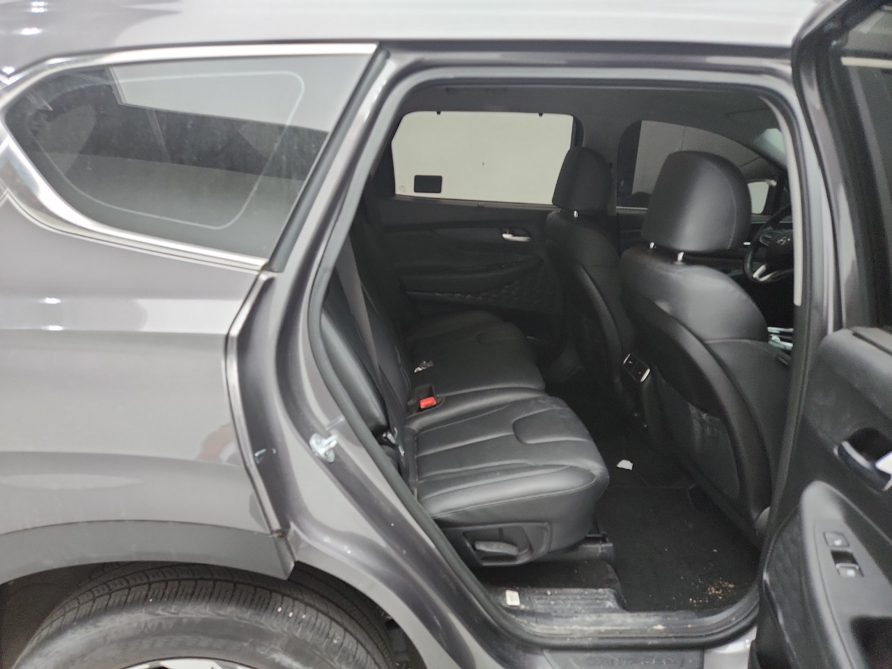 HYUNDAI SANTA FE 2.2 cm3 AWD DIESEL Прогнозна цена 24000€ №8798 12 HYUNDAI SANTA FE 2.2 cm3 AWD DIESEL Прогнозна цена 24000€ №8798