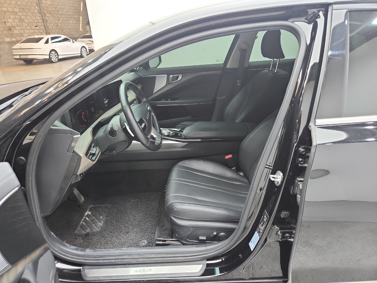 KIA K8 3.5 cm3 LPi LPG Прогнозна цена €18000 №9761 12 KIA K8 3.5 cm3 LPi LPG Прогнозна цена €18000 №9761