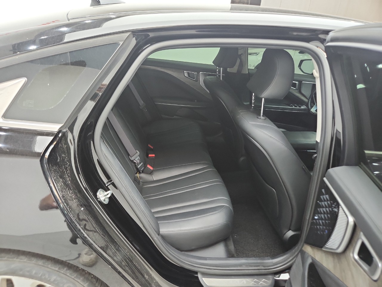 KIA K8 3.5 cm3 LPi LPG Прогнозна цена €18000 №9761 13 KIA K8 3.5 cm3 LPi LPG Прогнозна цена €18000 №9761